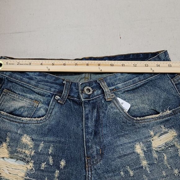 .ens Trill Nation Jean Distressed Shorts - Picture 4 of 12
